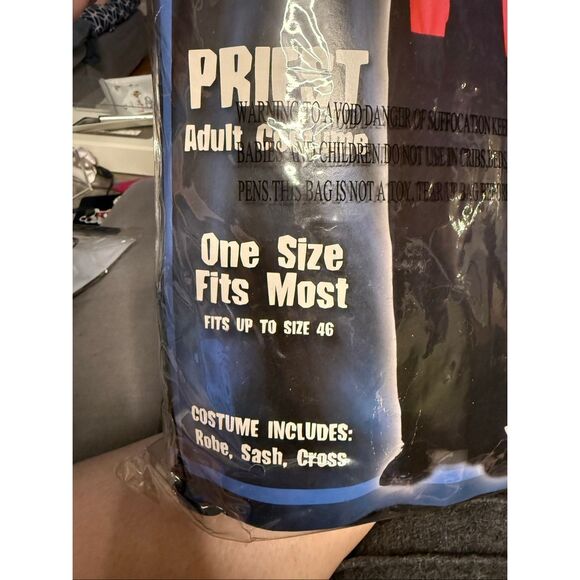 Spirit Halloween Priest Costume O/S up to 44 EUC - Picture 5 of 5